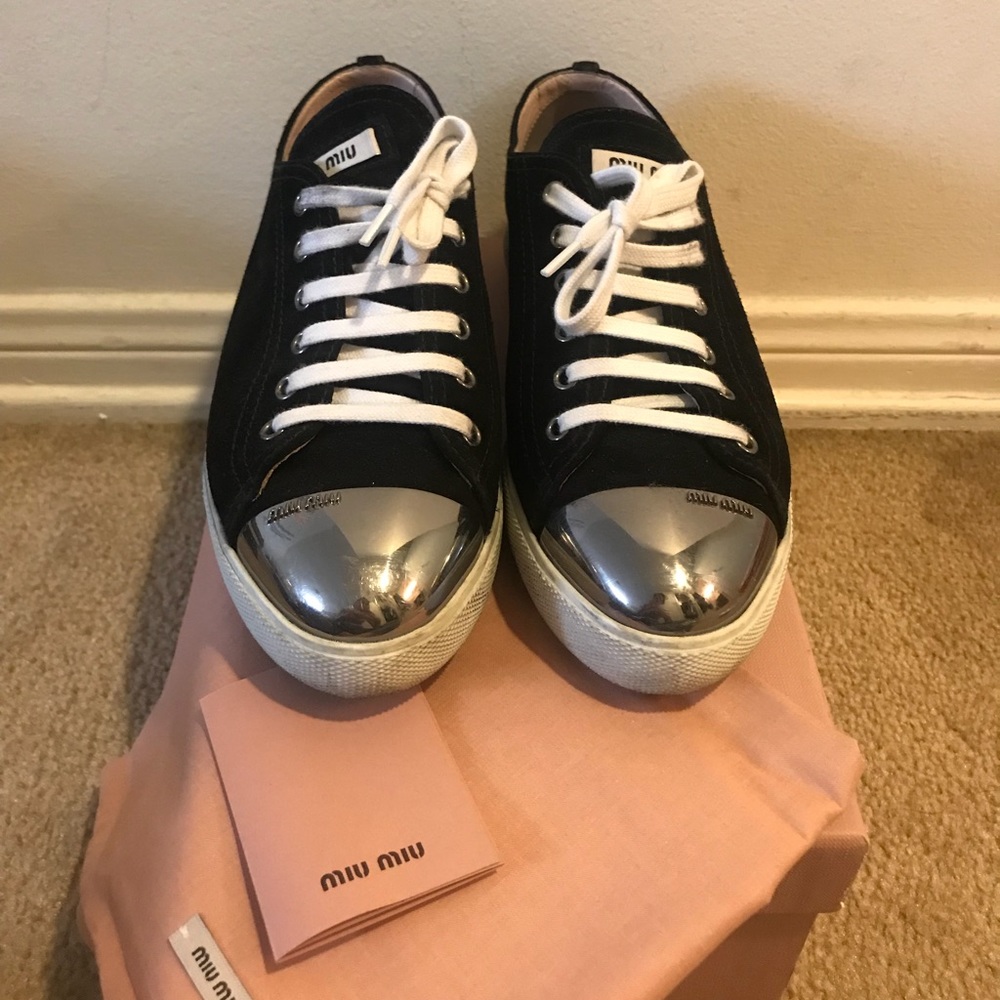 MIU MIU Sneakers 👟